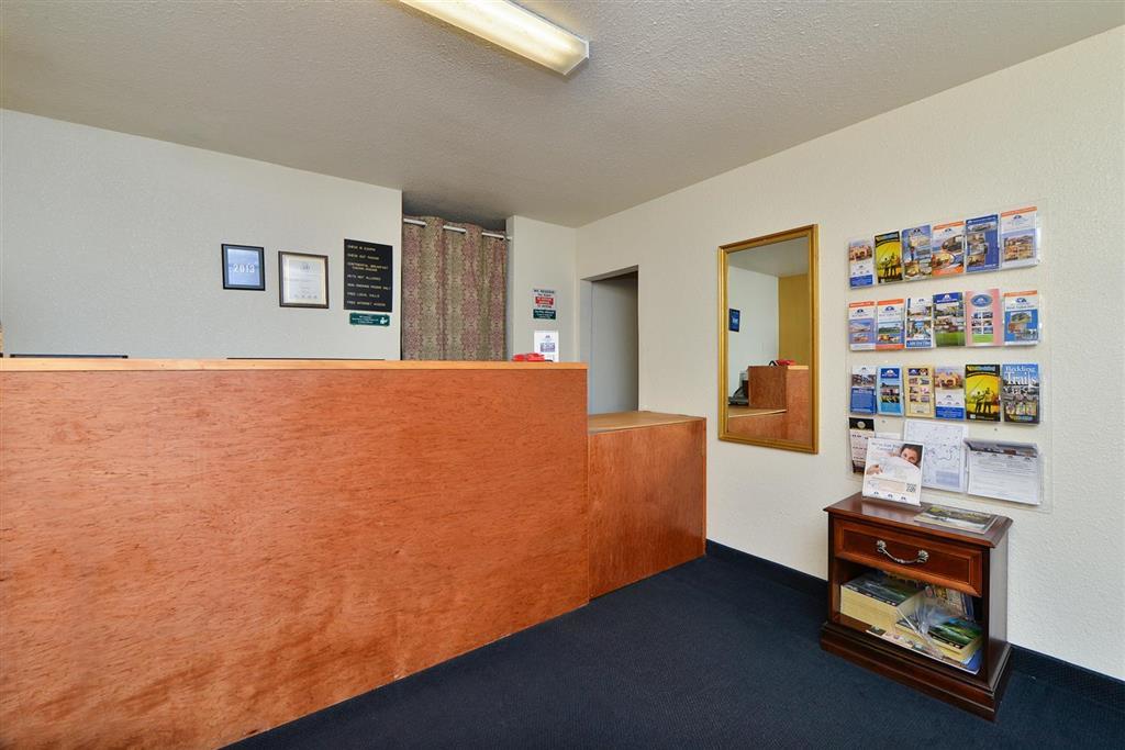 Value Inn & Suites Redding Εσωτερικό φωτογραφία