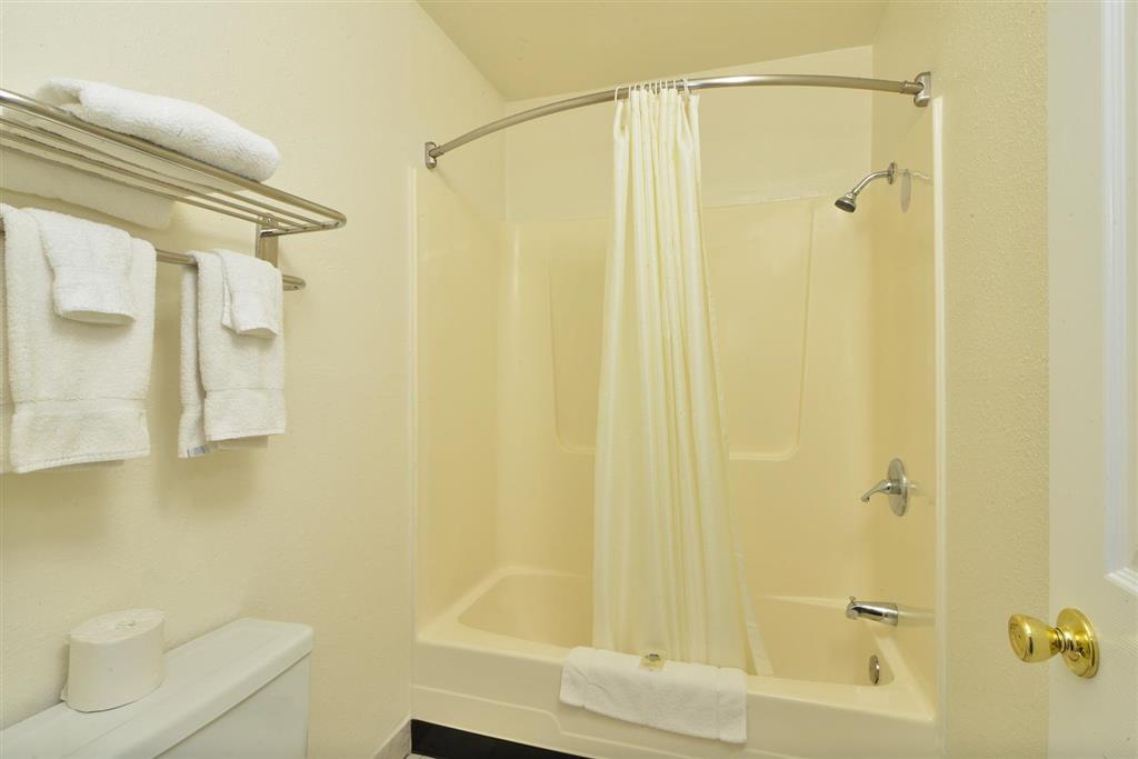 Value Inn & Suites Redding Δωμάτιο φωτογραφία