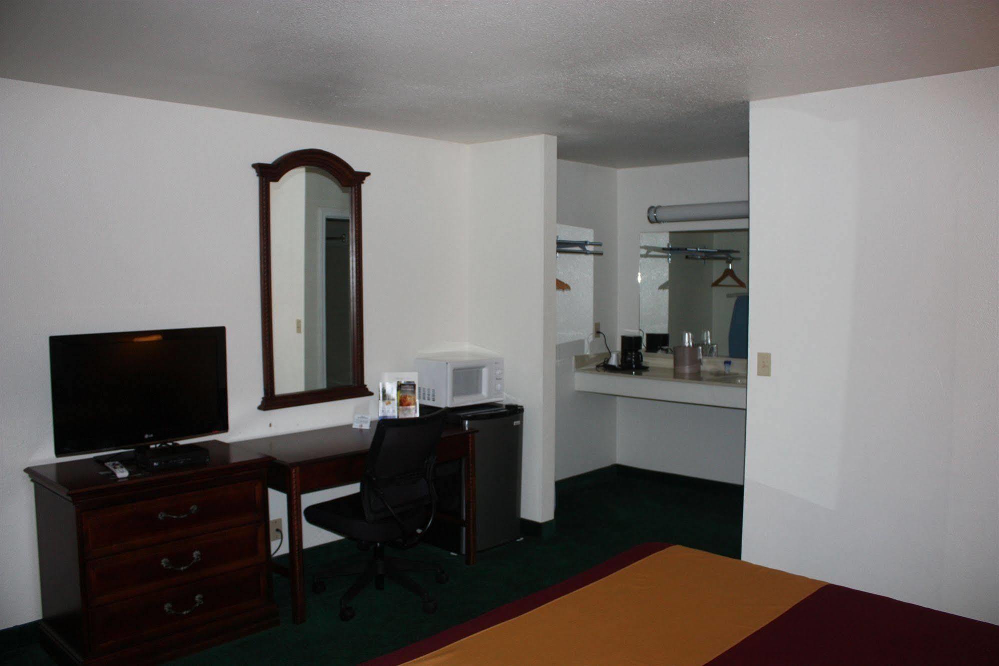 Value Inn & Suites Redding Εξωτερικό φωτογραφία